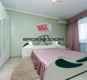 Фото 3. Трехкомнатная квартира, продажа. Киев Голосеевский