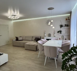 Foto 4. Cuatro Ambientes piso, en venta. Kyiv Голосеевский, Teremky