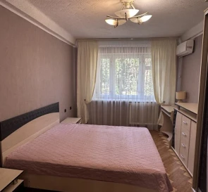 Фото 3. Двокімнатна квартира, продаж. Київ Святошинский, Академмістечко