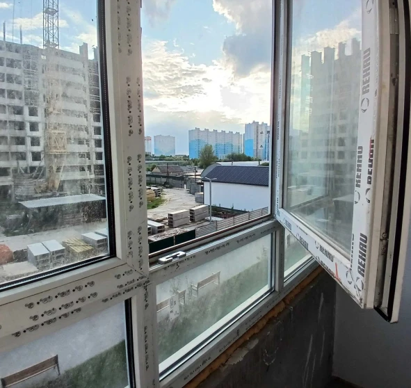 Foto 1. Monoambiente piso, en venta. Novosilky