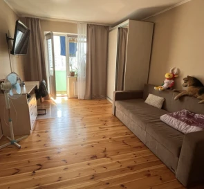 Foto 2. Tres Ambientes piso, en venta. Brovary