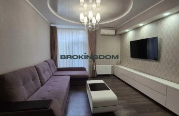 Фото Трикімнатна квартира, продаж. Київ Днепровский
