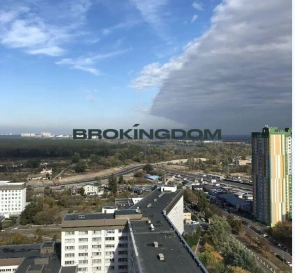 Foto 2. Tres Ambientes piso, en venta. Kyiv Оболонский