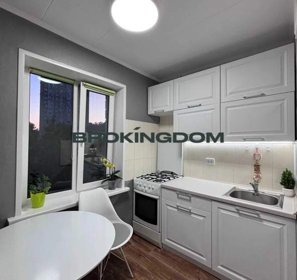 Fotografie 1. Garsonieră apartament, de vânzare. Kyiv Подольский