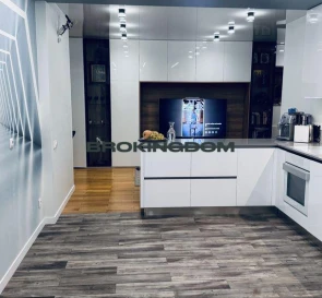 Foto 2. Cuatro Ambientes piso, en venta. Kyiv Оболонский