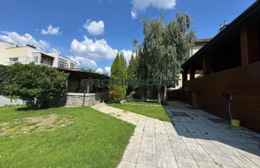 Photo House, for sale. Kyiv Дарницкий