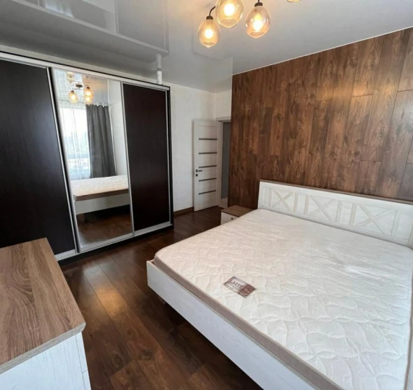 Foto 1. Dos Ambientes piso, para alquilar. Kyiv Дарницкий