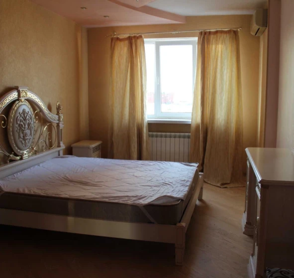 Photo 1. Four-Room flat, to rent. Kyiv Дарницкий