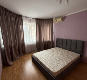 Foto 2. Monoambiente piso, para alquilar. Kyiv Дарницкий