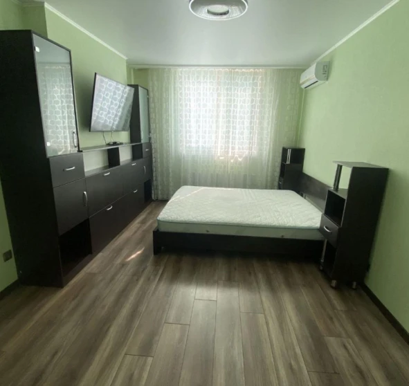 Foto 1. Monoambiente piso, para alquilar. Kyiv Дарницкий
