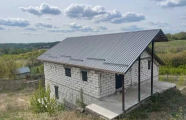 Photo House, for sale. Dereviana