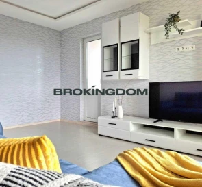 Foto 2. Tres Ambientes piso, en venta. Kyiv Дарницкий