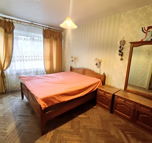 Фото 1. Двухкомнатная квартира, продажа. Киев Печерский , Кловская