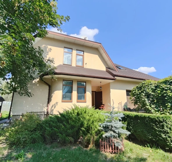 Photo 1. House, for sale. Revne
