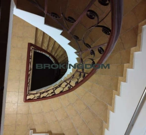 Foto 4. Casa, en venta. Белока