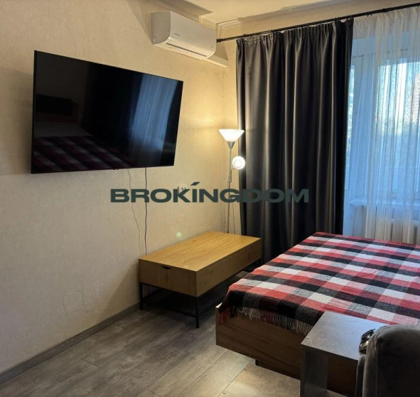 Foto 1. Monoambiente piso, en venta. Kyiv Подольский