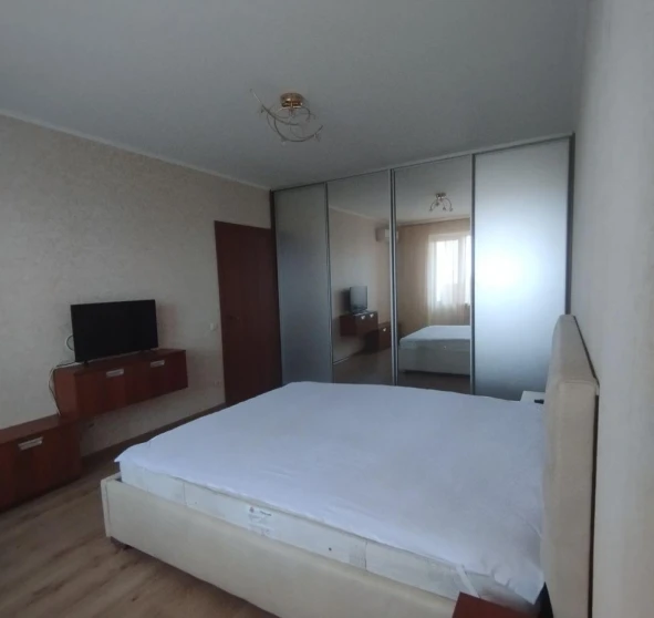 Photo 1. Three-Room flat, to rent. Kyiv Дарницкий