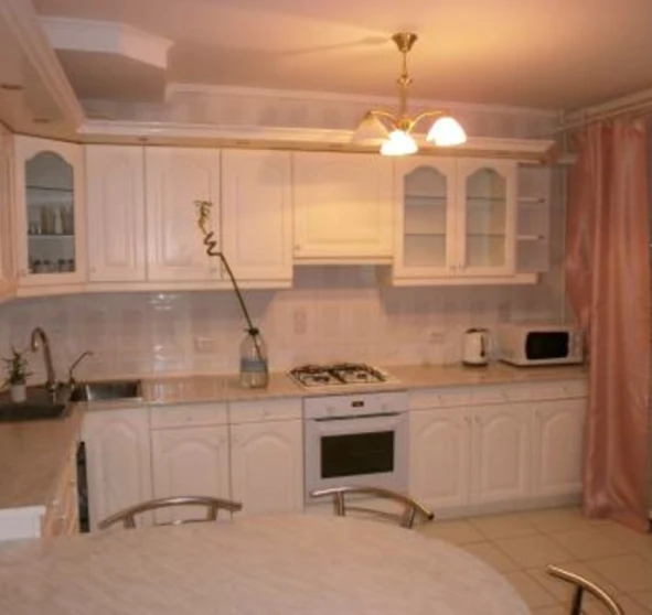 Photo 1. Four-Room flat, to rent. Poltava Шевченковский (Октябрьский)