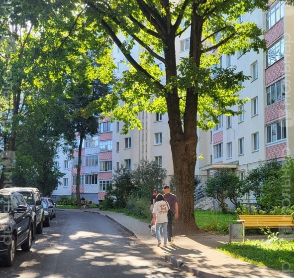 Zdjęcie 1. Dwupokojowe mieszkanie, na sprzedaż. Minsk Октябрьский