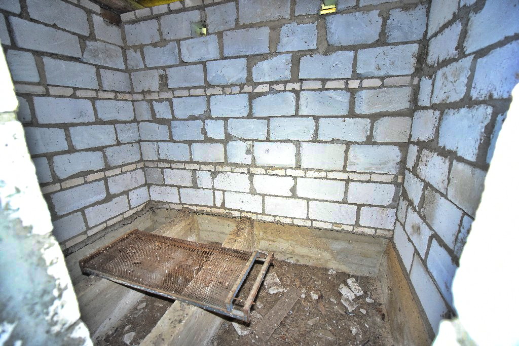 Photo House, for sale. шашки