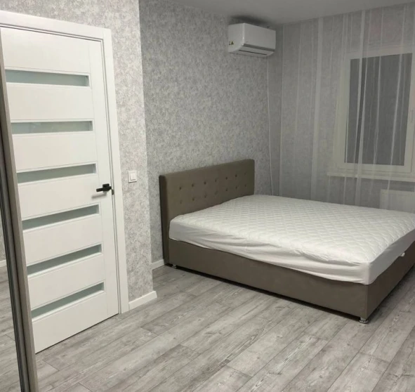 Fotografie 1. Garsonieră apartament, de închiriat. Kyiv Дарницкий