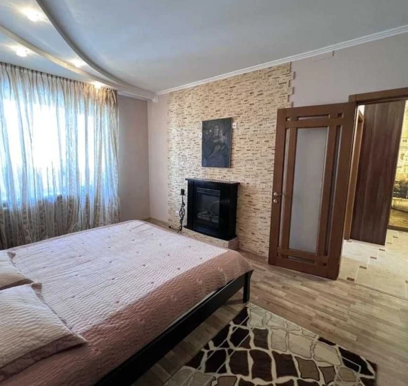 Photo 1. Three-Room flat, to rent. Kyiv Дарницкий