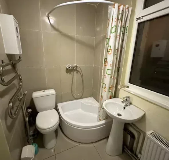 Fotografie 1. Garsonieră apartament, de închiriat. Poltava Шевченковский (Октябрьский)