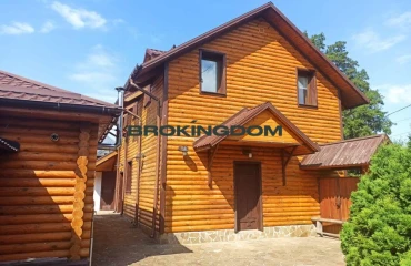 Photo House, for sale. Zelenyi Bir