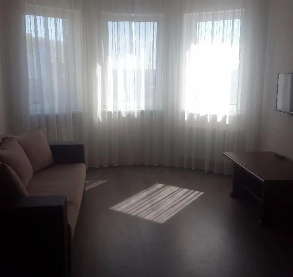 Fotografie 1. Garsonieră apartament, de închiriat. Kyiv Дарницкий