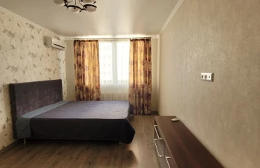 Zdjęcie Kawalerka mieszkanie, do wynajęcia. Kyiv Дарницкий