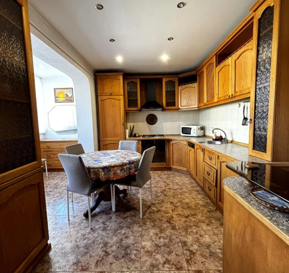 Fotografie 1. Trei Camere apartament, de închiriat. Kyiv Дарницкий