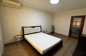 Foto Monoambiente piso, para alquilar. Kyiv Дарницкий