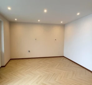 Фото 3. Однокімнатна квартира, продаж. Чабани