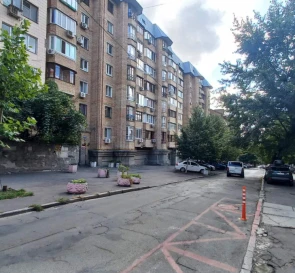 Foto 2. Dos Ambientes piso, en venta. Kyiv Шевченківський
