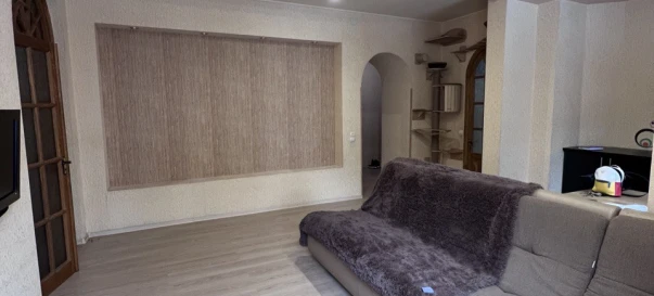 Foto 3. Cuatro Ambientes piso, en venta. Zhytomyr Богунія
