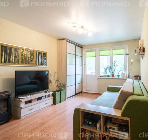 Foto 1. Dos Ambientes piso, en venta. Minsk Заводской
