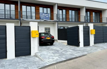 Photo House, for sale. Sofiivska Borshchahivka Леоніда Каденюка