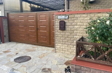Photo House, for sale. Artsyz
