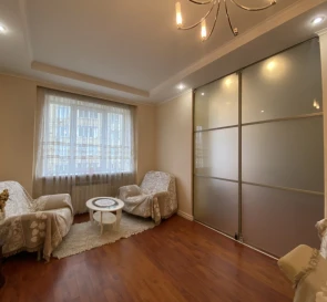 Fotografie 3. Trei Camere apartament, de închiriat. Kyiv Днепровский район, Livoberezhna