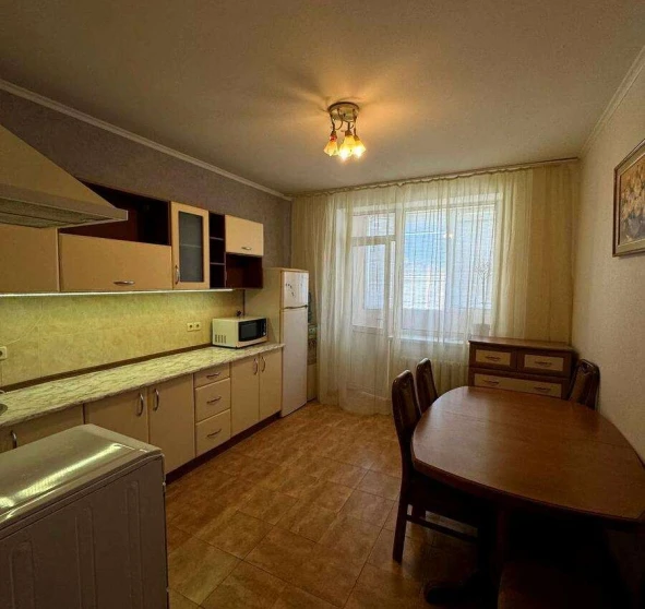 Fotografie 1. Două Camere apartament, de închiriat. Kyiv Дарницкий район, Pozniaky