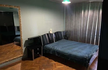 Фото Трикімнатна квартира, продаж. Київ Дарницкий район, Вирлиця