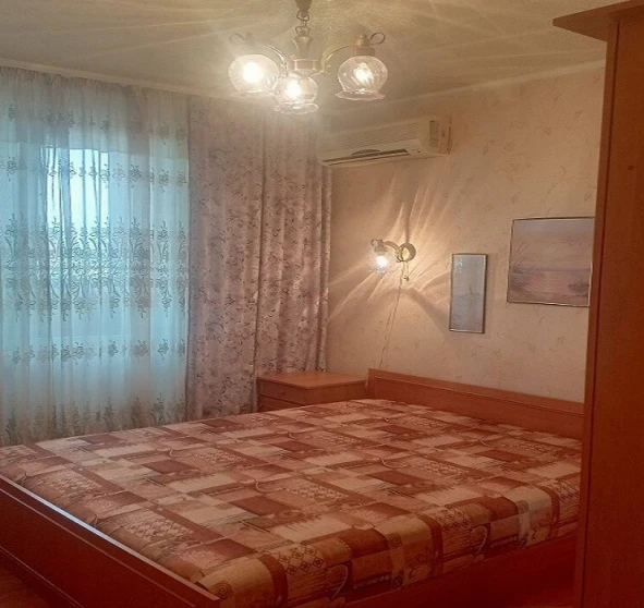 Fotografie 1. Două Camere apartament, de închiriat. Kyiv Деснянский район, Chernihivska