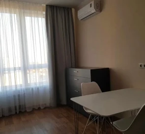 Фото 2. Однокімнатна квартира, продаж. Київ Дарницкий район, Вирлиця