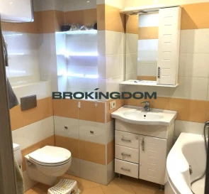 Foto 3. Tres Ambientes piso, en venta. Kyiv Оболонський