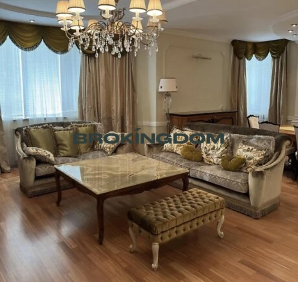 Photo 1. Four-Room flat, for sale. Kyiv Печерський