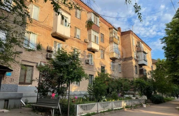 Foto Tres Ambientes piso, para alquilar. Kryvyi Rih Саксаганський