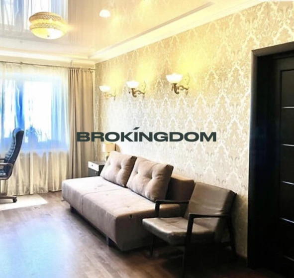 Foto 1. Tres Ambientes piso, en venta. Kyiv Оболонський