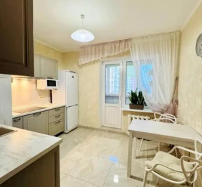 Zdjęcie 4. Kawalerka mieszkanie, do wynajęcia. Kyiv Дарницкий