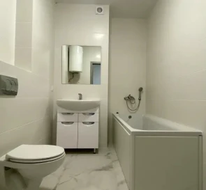 Fotografie 2. Două Camere apartament, de vânzare. Kyiv Дарницкий район, Vyrlytsia