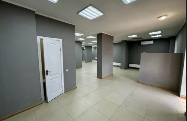 Фото Комерційна, оренда. Київ Днепровский район, Лівобережна